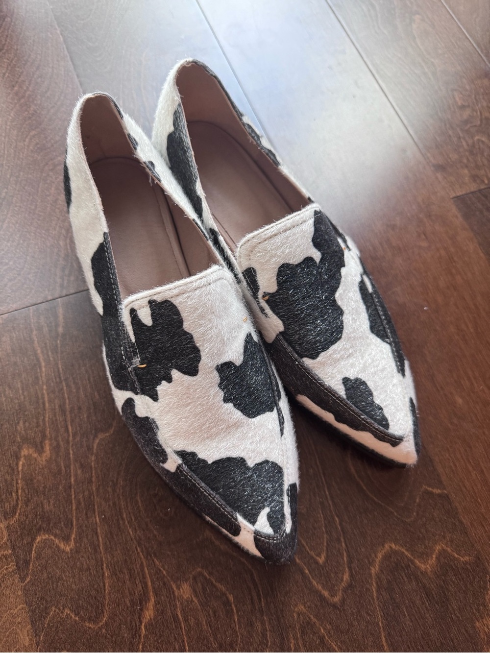 Black & White Cowhide Pointed Toe Women's Loafers